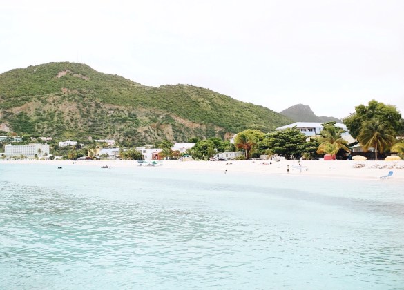 Oasis of the Seas Review featured by popular Los Angeles travel blogger, Ashley Hodges